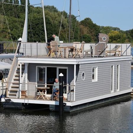 Hausboot Liliput Hotel Stralsund Exterior photo