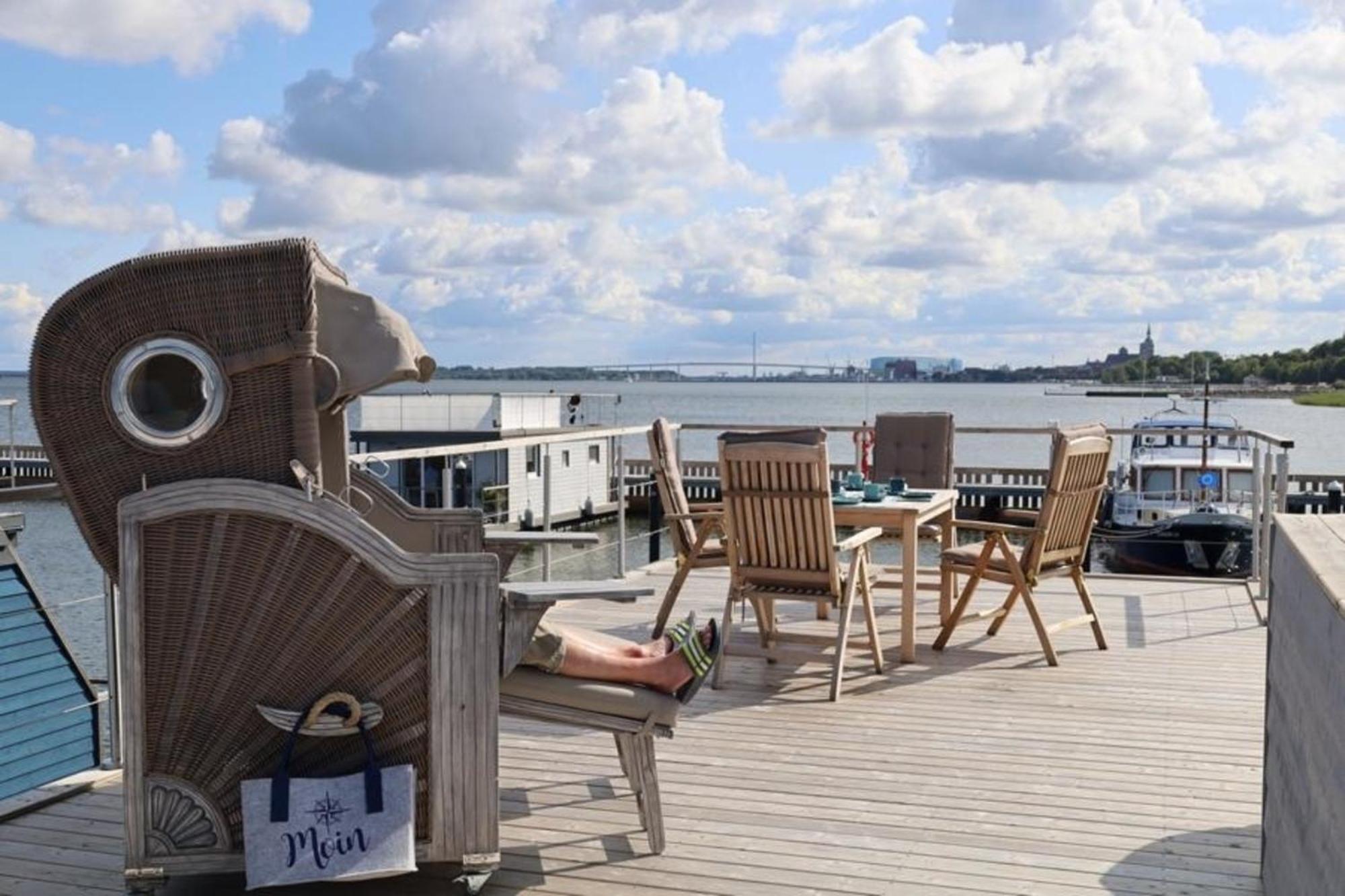 Hausboot Liliput Hotel Stralsund Exterior photo